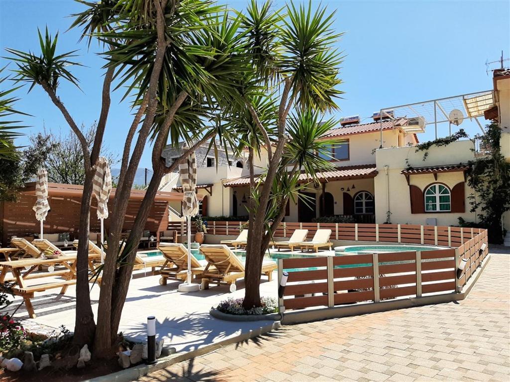 Athina Apartments 斯陶帕 外观 照片