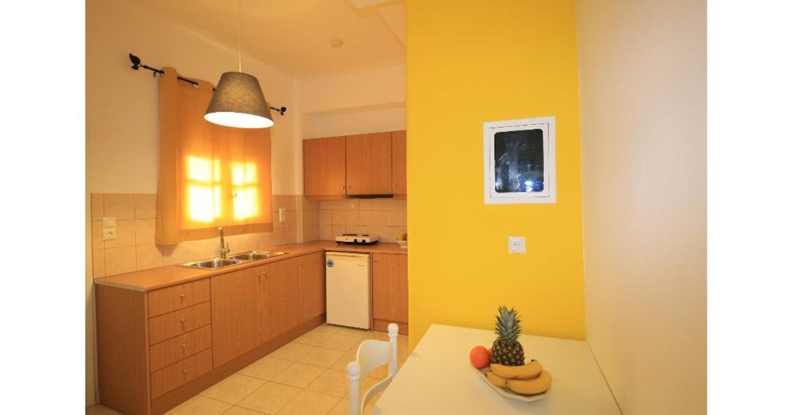 Athina Apartments 斯陶帕 外观 照片