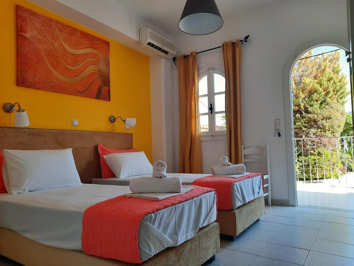Athina Apartments 斯陶帕 外观 照片