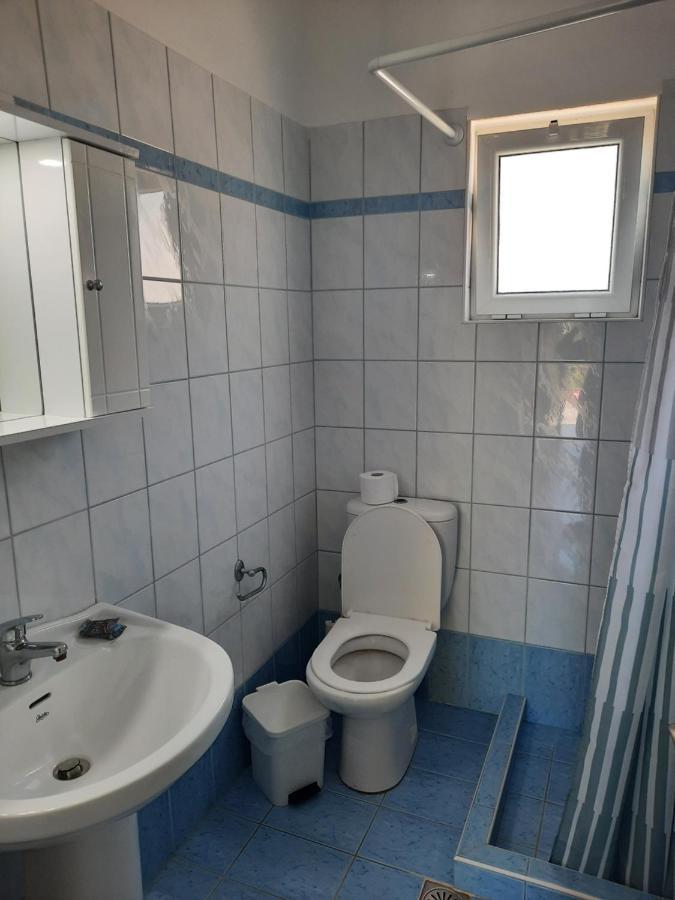 Athina Apartments 斯陶帕 外观 照片